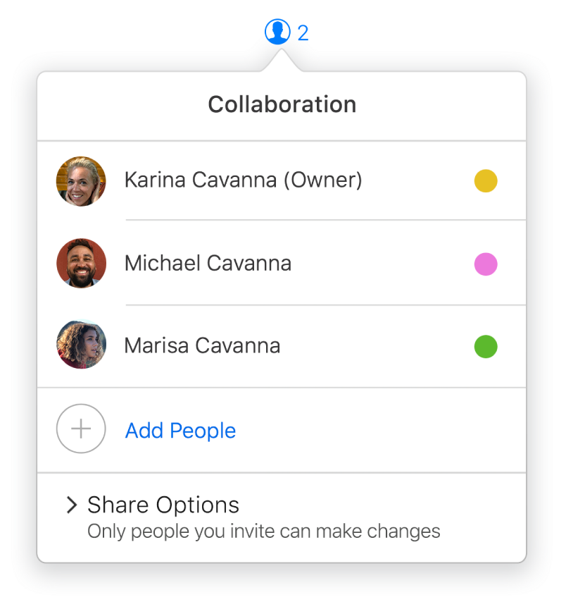 Samarbeid-menyen viser navnene på personene som samarbeider på en presentasjon. Delingsalternativer vises under navnene.