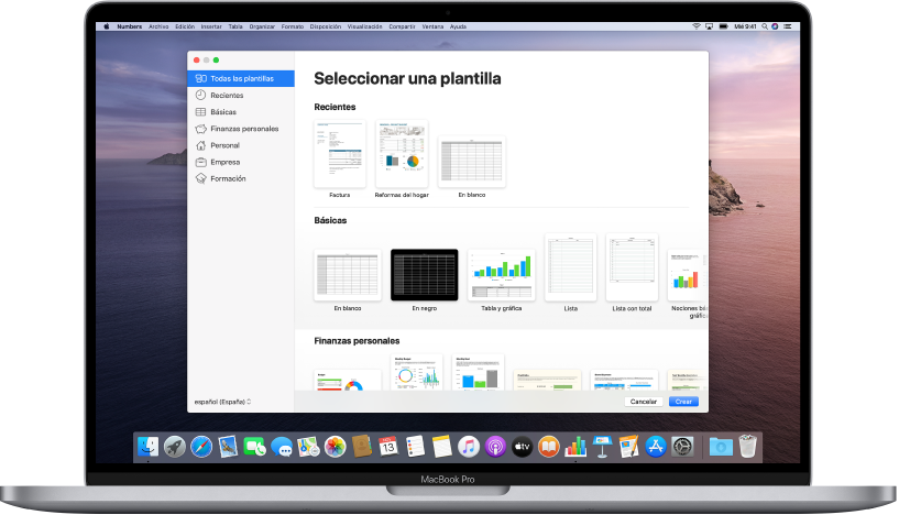 Un MacBook Pro con el selector de plantilla de Numbers abierto en la pantalla. En la izquierda está seleccionada la categoría “Todas las plantillas” y en la derecha aparecen las plantillas prediseñadas en filas por categorías.