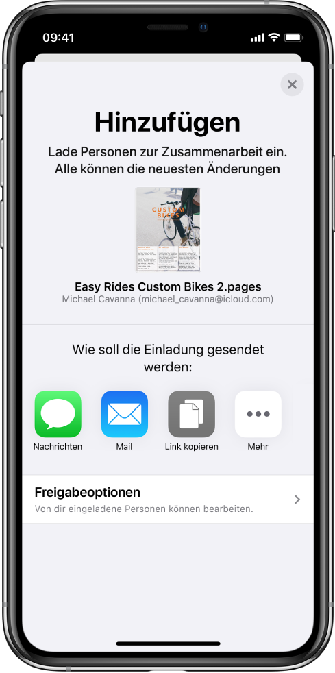 Im Bildschirm „Personen hinzufügen“ wird ein Bild des Dokuments angezeigt, das geteilt werden soll. Darunter befinden sich Tasten für die Optionen zum Senden der Einladung, inkl. „Nachrichten“ und Mail, „Link kopieren“ und mehr. Unten im Bildschirm ist die Taste „Freigabeoptionen“.