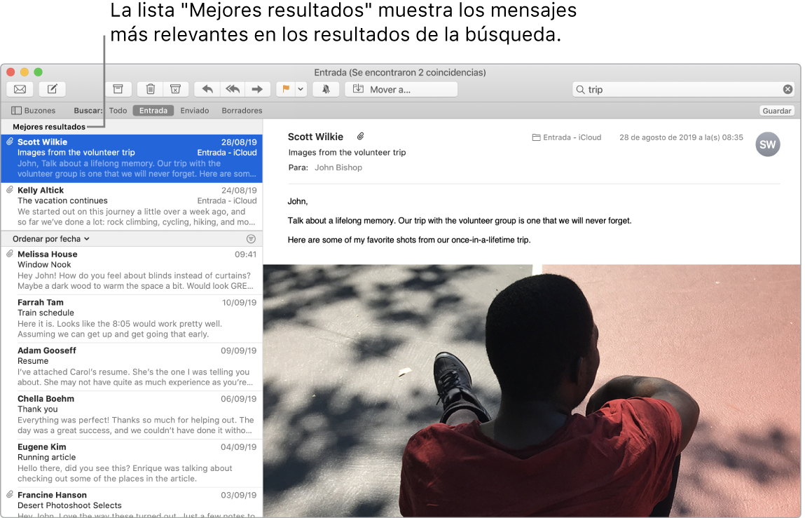 Ventana de Mail mostrando los resultados destacados al inicio de la lista, seguidos de otros resultados.