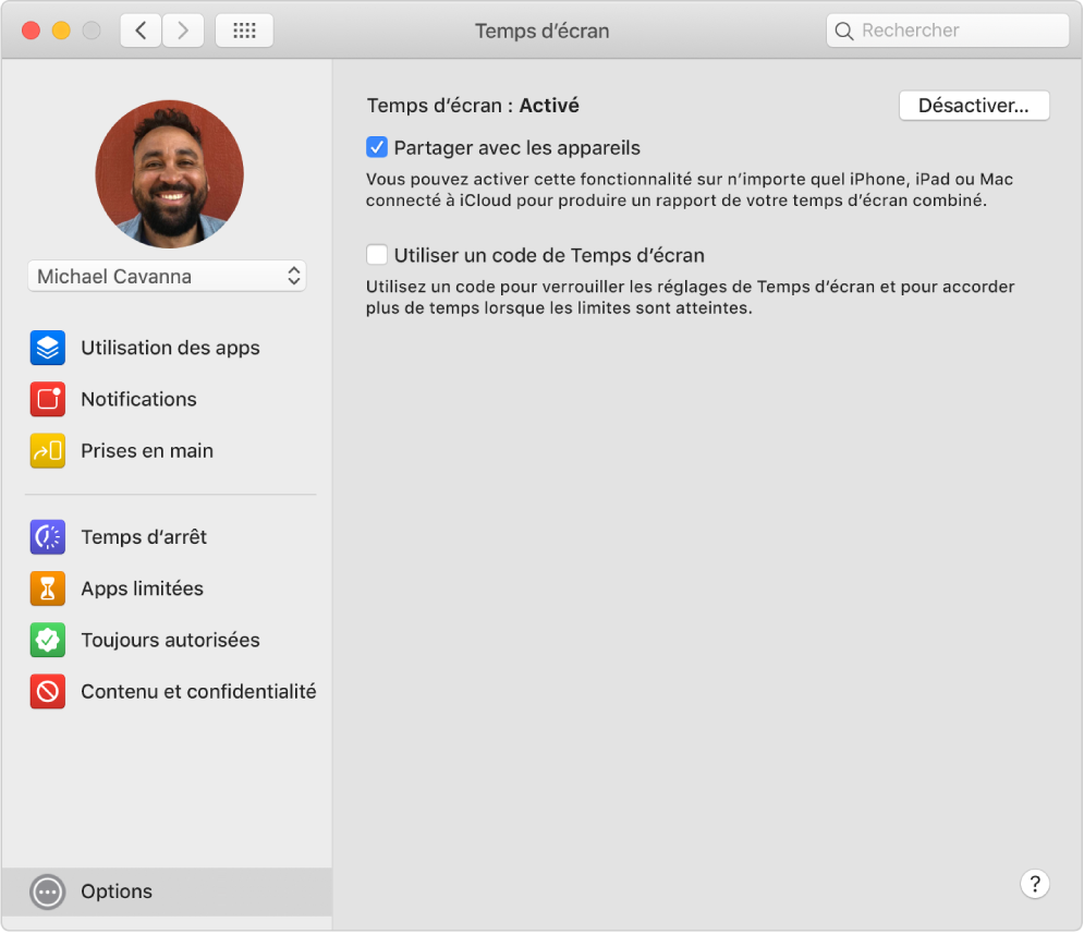 La sous-fenêtre Options de Temps d’écran avec l’option Temps d’écran activée. L’option « Partager avec les appareils » est sélectionnée.