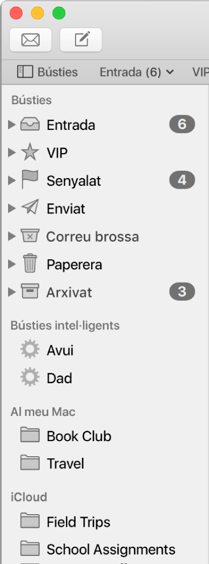 La barra lateral de Mail amb les bústies estàndard (com ara Entrada i Esborranys) a la part superior de la barra lateral i les bústies que has creat a les seccions iCloud i “Al meu Mac”.