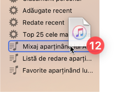 Un album care este tras într-o listă de redare. Lista de redare este evidențiată cu un dreptunghi albastru.