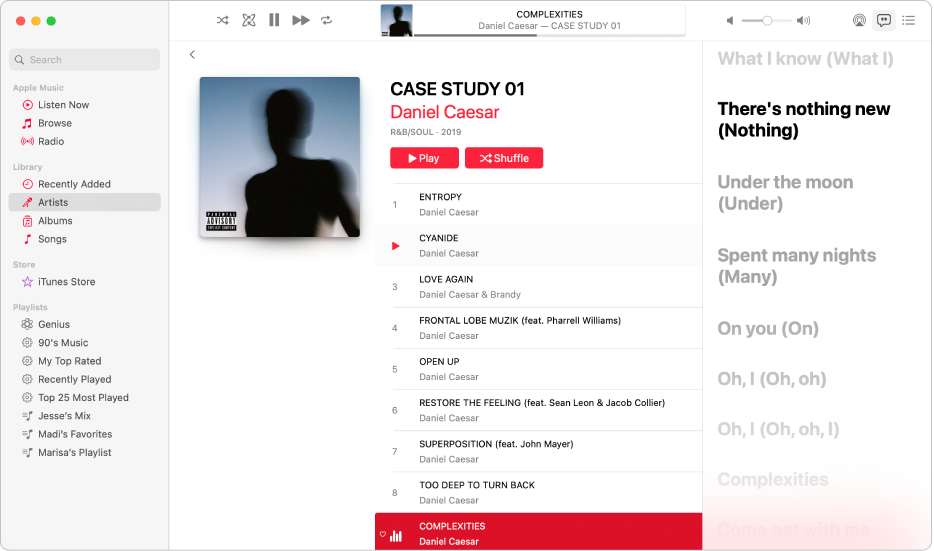 Een nummer dat wordt afgespeeld met rechts ervan de songtekst. De tekst op het scherm loopt synchroon met de muziek.