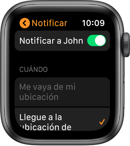 Pantalla de Notificar en la app Buscar personas, Notificar está activado y “Cuando llegue a la ubicación de Juan” está seleccionado.
