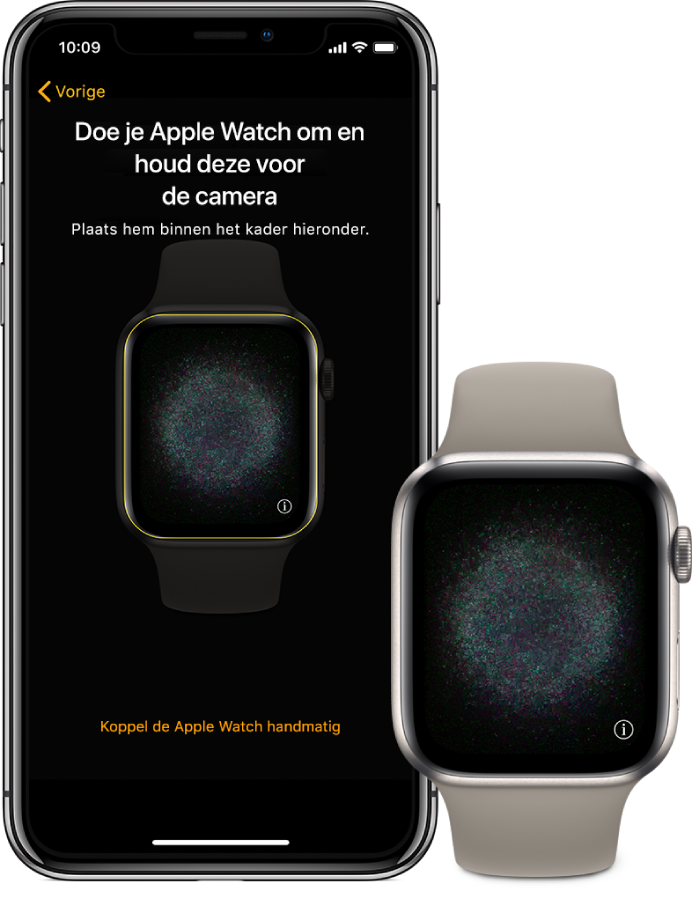 Een iPhone en een Watch naast elkaar. In het iPhone-scherm zijn de koppelingsinstructies te zien en is de Apple Watch zichtbaar in de zoeker. In het Apple Watch-scherm is een afbeelding van de koppeling te zien.