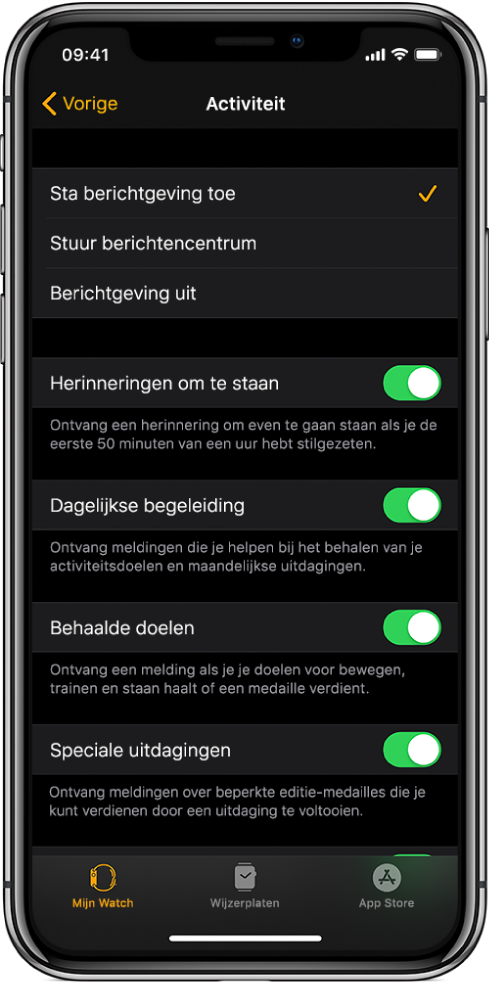 Het Activiteit-scherm in de Apple Watch-app, waar je kunt instellen welke meldingen je wilt ontvangen.