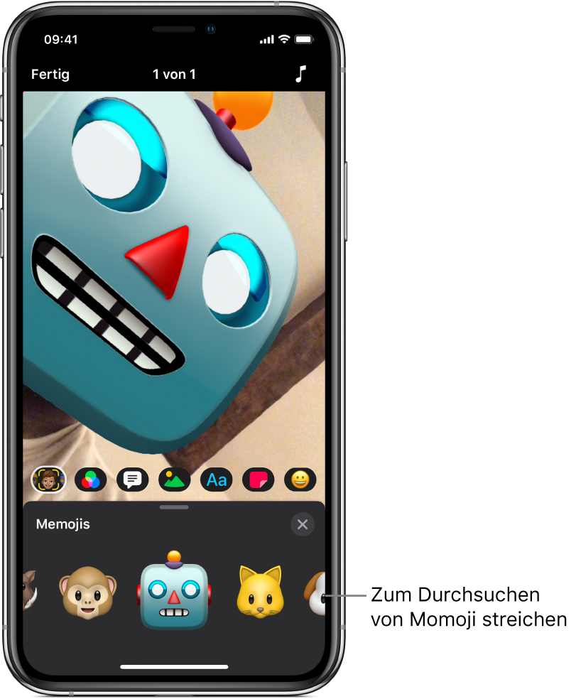 Ein Roboter-Memoji im Viewer mit den unten angezeigten ausgewählten Memojis und Memoji-Charakteren.
