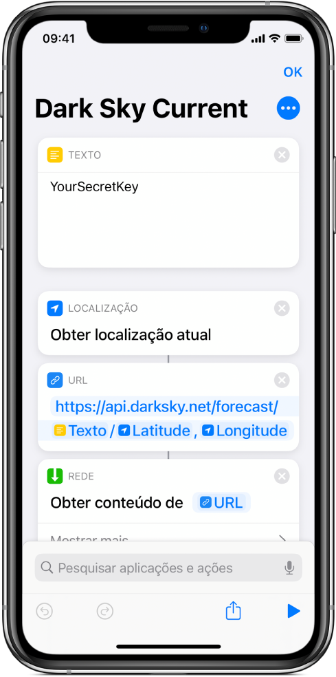 Uma ação "Obter localização atual" adicionada entre a ação Texto e a ação URL no atalho de pedido à API do Dark Sky.