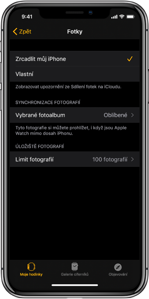 Nastavení Fotky v aplikaci Apple Watch na iPhonu s volbou Synchronizace fotek uprostřed a Limit fotek pod ní.