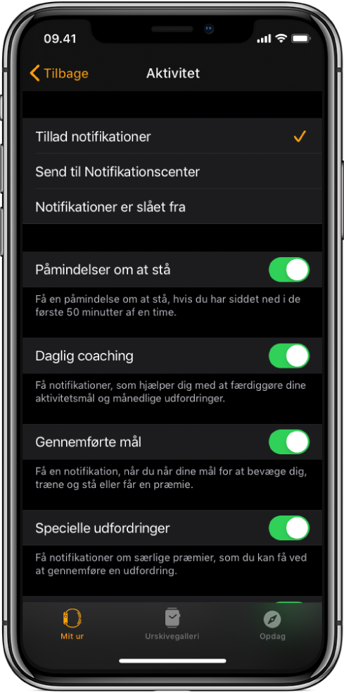 Skærmen Aktivitet i appen Apple Watch, hvor du kan tilpasse de notifikationer, du vil have vist.