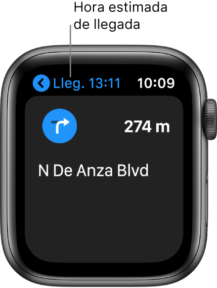 La app Mapas con la hora estimada de llegada arriba a la izquierda, el nombre de la calle por la que tienes que tienes que meterte y la distancia que te queda hasta llegar a esa calle.