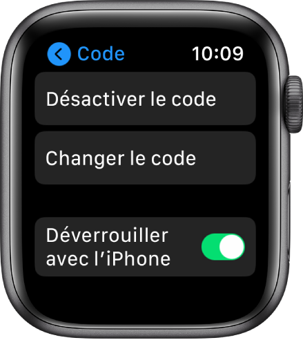 Réglages Code sur l’Apple Watch avec le bouton « Désactiver le code » en haut, le bouton « Changer le code » en dessous et le commutateur « Déverrouiller avec l’iPhone » en bas.