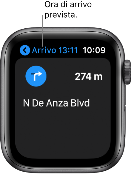 L'app Mappe che mostra l'ora di arrivo stimata nell'angolo superiore sinistro, il nome della strada dove bisognerà girare e la distanza mancante prima della svolta.