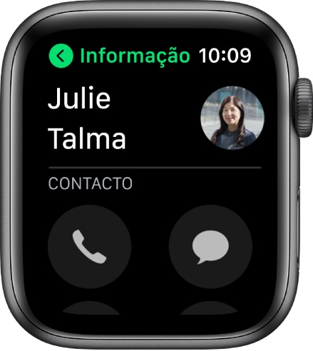 Um ecrã de telefone a mostrar um contacto e os botões Chamada e Mensagem.