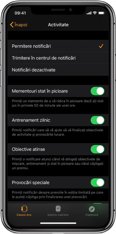 Ecranul Activitate din aplicația Apple Watch, de unde puteți personaliza notificările pe care doriți să le primiți.