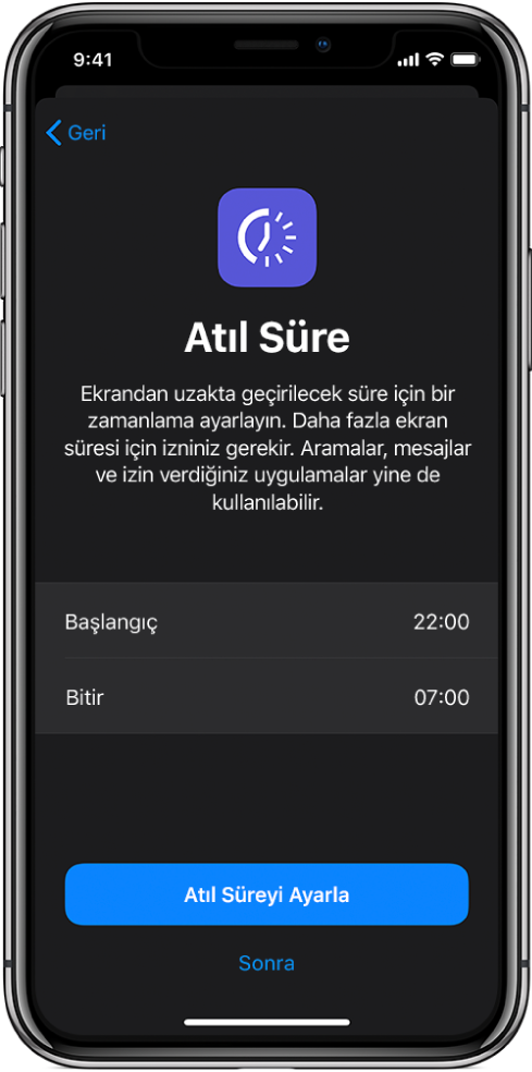 Atıl Süre ayarlama ekranını gösteren iPhone. Ekranın ortasında başlangıç ve bitiş zamanını seçin. Atıl Süreyi Ayarla ve Sonra düğmeleri ekranın en altında.