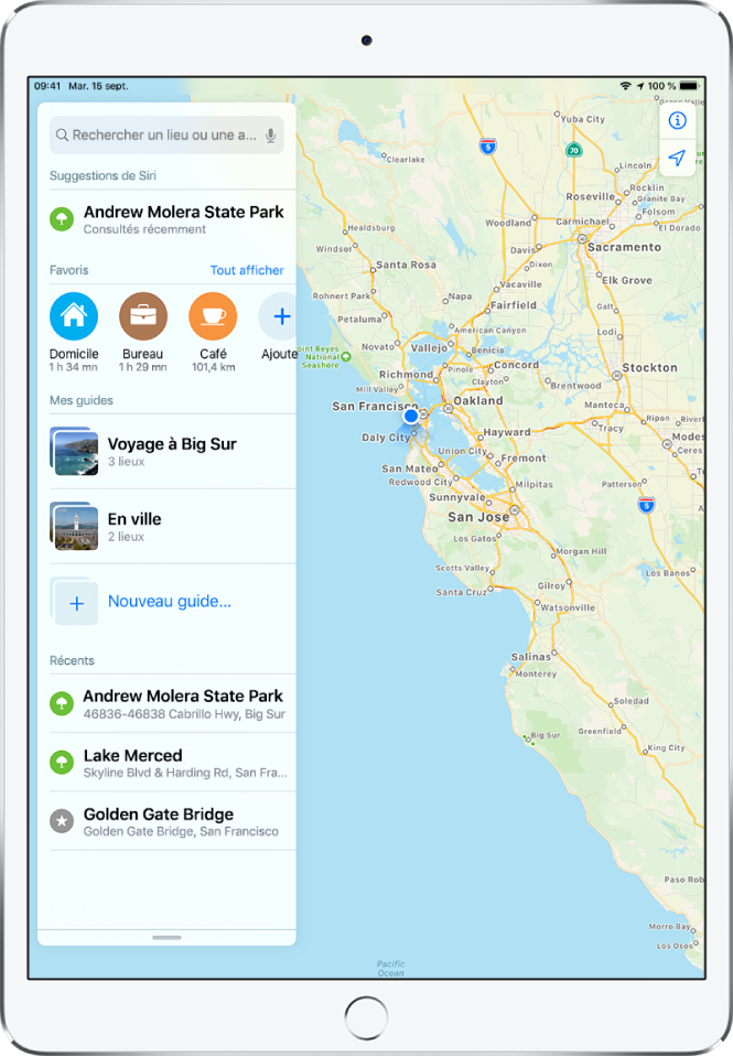 La fiche de recherche s’affiche à gauche d’une carte. La section de « Mes guides » s’affiche sous le rang Favoris. Dans la section « Mes guides » se trouvent des guides nommés « Voyage à Big Sur » et « En ville », ainsi qu’une option permettant de créer un guide.
