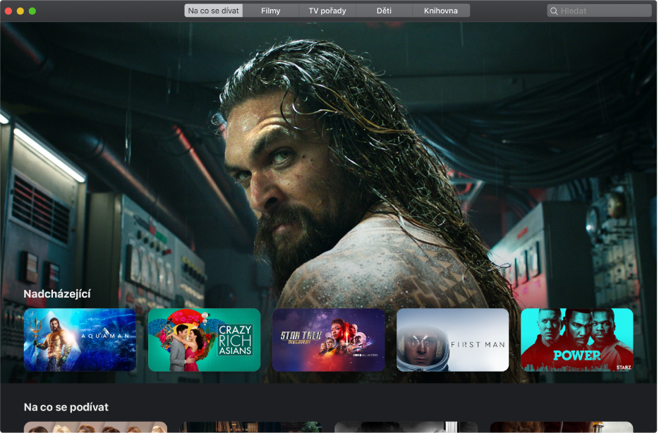Okno Apple TV zobrazující nadcházející film v kategorii Na co se dívat.