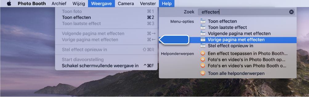 Het Help-menu van Photo Booth waarin een zoekresultaat voor een menuoptie is geselecteerd en een pijl die naar de optie in het appmenu wijst.