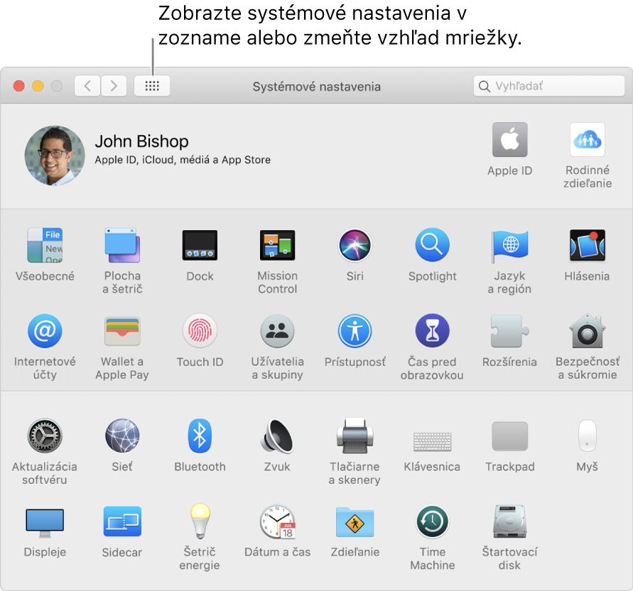 Okno Systémových nastavení s mriežkou ikon. Ak chcete zobraziť systémové nastavenia ako zoznam, alebo zmeniť vzhľad mriežky, kliknite na tlačidlo Zobraziť všetky.