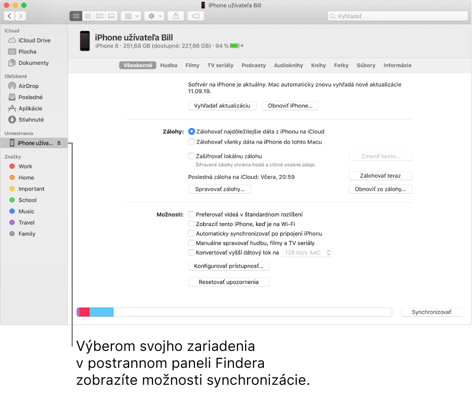 Zariadenie vybraté v postrannom paneli Findera a možnosti synchronizácie zobrazené v okne.