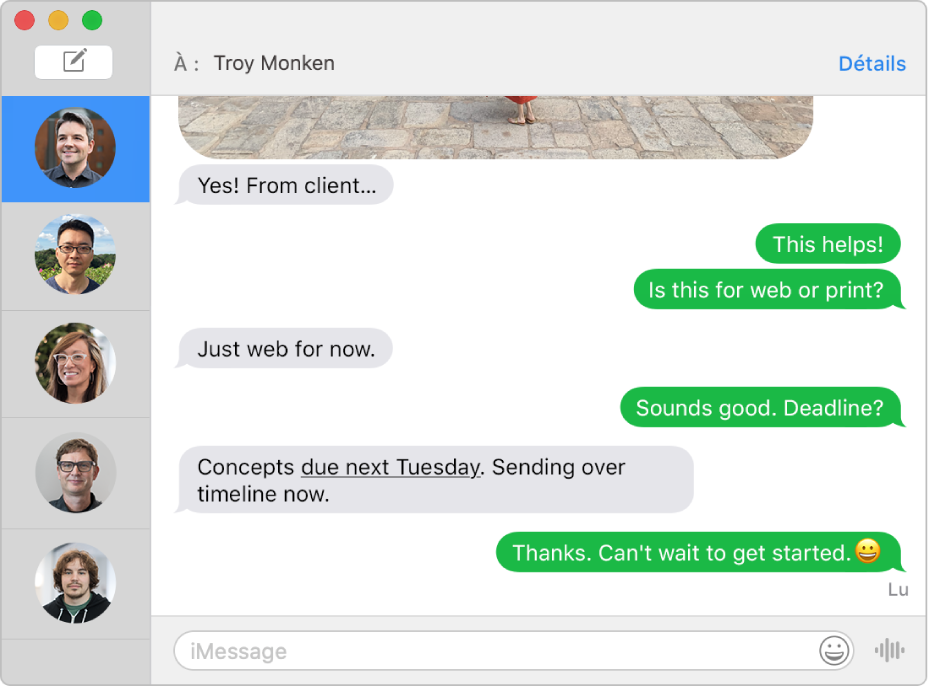 La fenêtre Messages avec plusieurs conversations dans la barre latérale de gauche, ainsi qu’une conversation ouverte sur la droite. Les bulles de messages sont vertes, ce qui signifie qu’elles ont été envoyées comme message SMS.