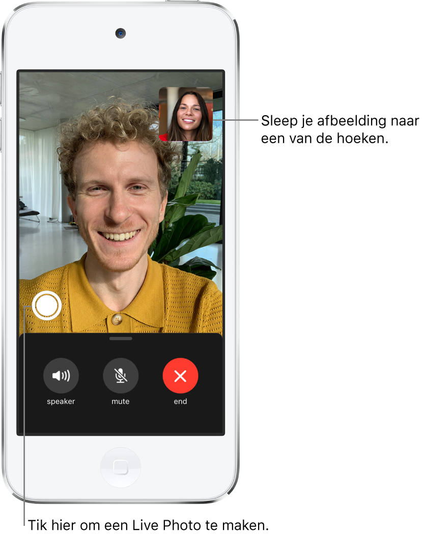 Het FaceTime-scherm met daarin een gesprek dat aan de gang is. Het beeld van jezelf wordt weergegeven in een kleine rechthoek rechtsbovenin, terwijl het beeld van je gesprekspartner de rest van het scherm vult. Onder in het scherm zie je de knoppen voor luidspreker, geluid uit en het stoppen van het gesprek.