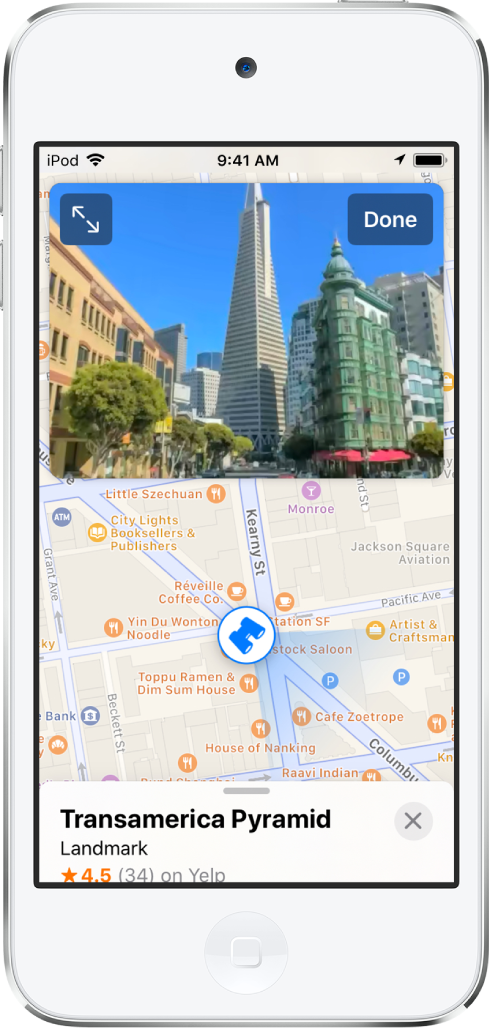 A vista Olhe à sua volta da aplicação Mapas da rua que leva ao edifício Transamerica Pyramid.