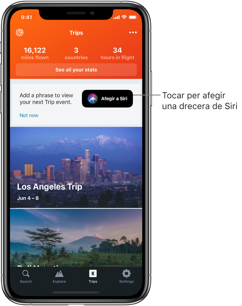 Pantalla d’una app de viatjar. El botó “Afegir a Siri” es troba a la dreta del text que diu “Afegeix una frase per veure el següent viatge”.