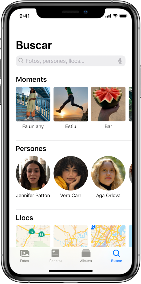 Pestanya Buscar amb suggeriments de Moments, Persones i Llocs. El camp de cerca es troba a la part superior.