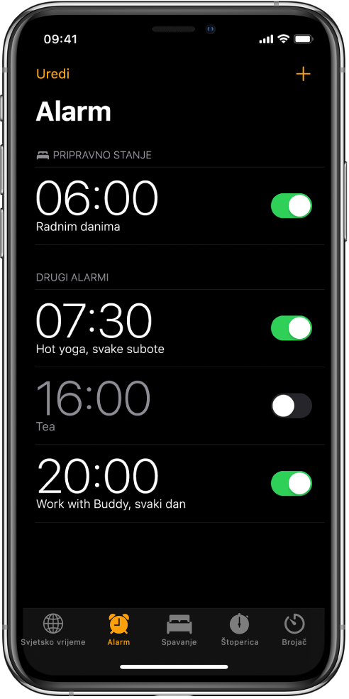 Kartica Alarm s četiri alarma podešena u različito vrijeme.