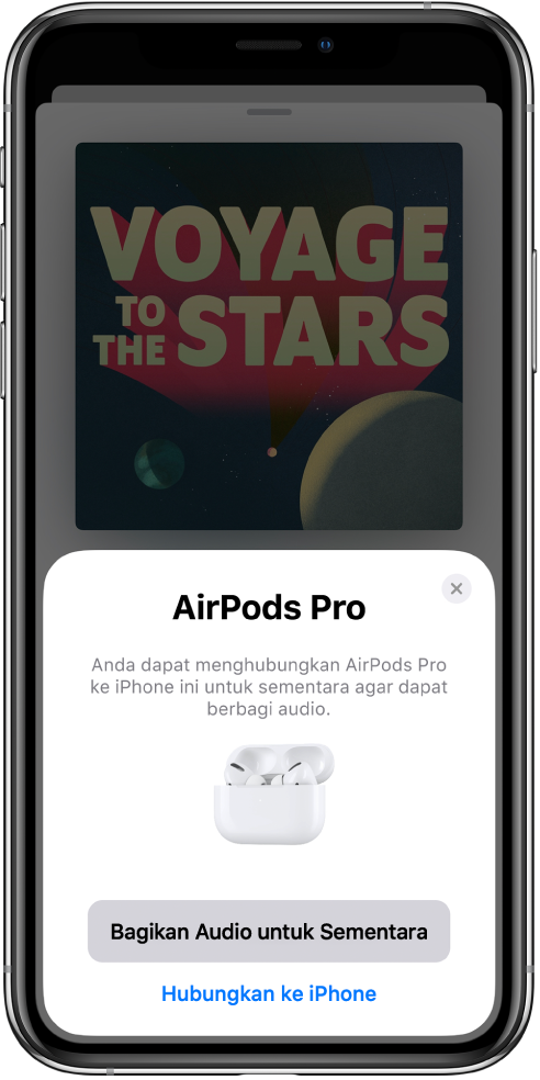 Layar iPhone dengan gambar AirPods dalam casing pengisian daya yang terbuka. Di dekat bagian bawah layar terdapat tombol untuk berbagi audio untuk sementara.