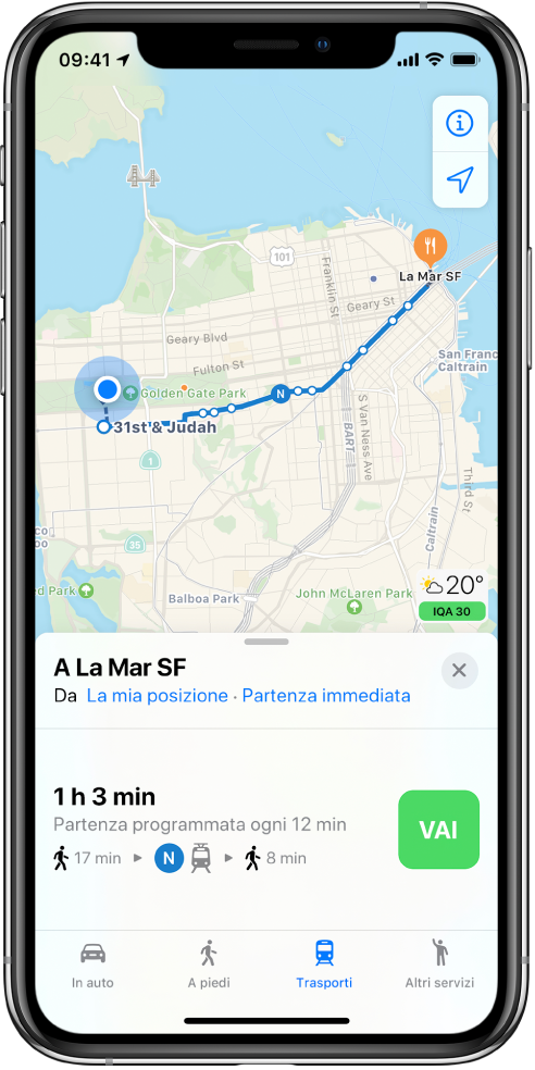 Una mappa che mostra un itinerario coi mezzi pubblici a San Francisco. La scheda dell’itinerario nella parte inferiore dello schermo include un pulsante Vai.