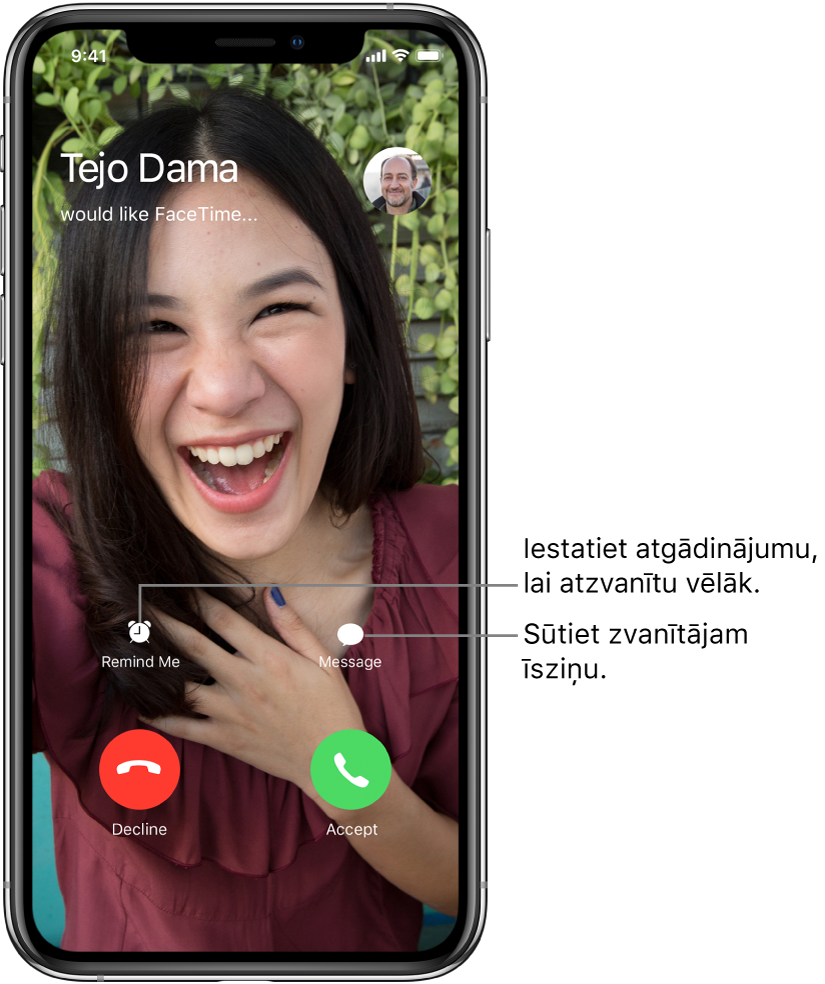 Ienākoša zvana ekrāns. Ekrānā apakšdaļas augšējā rindā no kreisās puses uz labo atrodas pogas Remind Me un Message. Apakšējā rindā no kreisās puses uz labo atrodas pogas Decline un Accept.