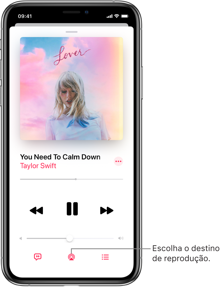 Controles de reprodução na tela Reproduzindo do app Música, incluindo o botão Destino da Reprodução, na parte inferior da tela.