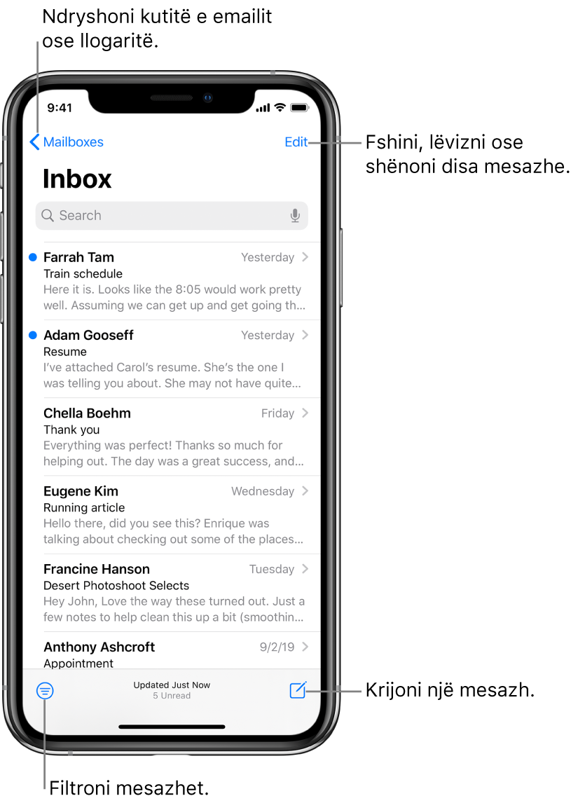 Kutia hyrëse që shfaq një listë të emaileve. Butoni Mailboxes për të kaluar te një kuti postare tjetër në këndin lart majtas. Butoni Edit për fshirjen, zhvendosjen ose shënimin e emaileve është në këndin lart djathtas. Butoni për filtrimin e emaileve që të shfaqen vetëm lloje të caktuara të emaileve është në këndin poshtë majtas. Butoni për kompozimin e një emaili të ri është në këndin poshtë djathtas