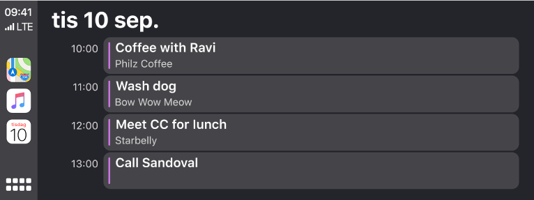 En kalenderskärm i CarPlay som visar fyra aktiviteter för tisdagen den 10 september.