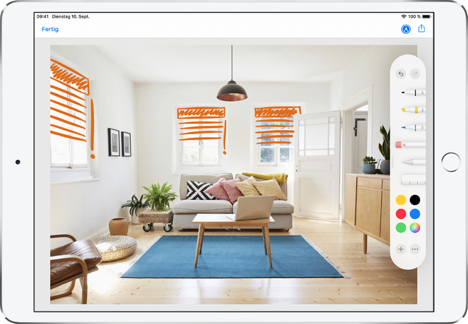 Ein Foto ist mit orangefarbenen Linien markiert, die Jalousien vor den Fenstern darstellen sollen. Am rechten Bildschirmrand werden Zeichenwerkzeuge und Farboptionen angezeigt.