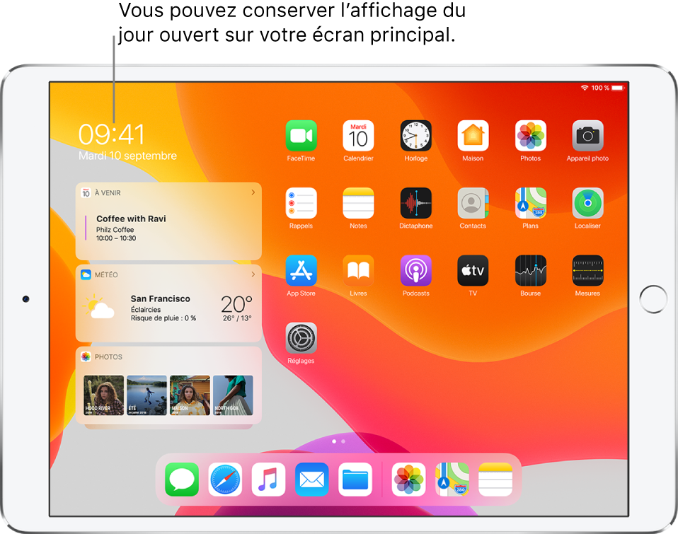 L’écran d’accueil avec des widgets de l’affichage du jour, notamment les widgets « À venir », Météo et Photos, épinglés sur l’écran d’accueil à côté des icônes d’app.