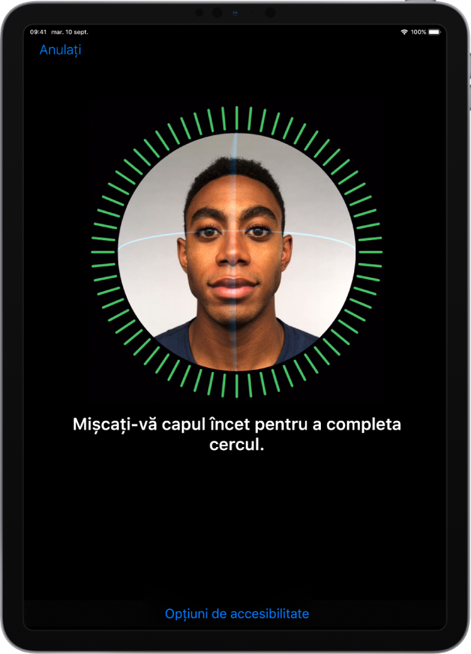 Ecranul de configurare a recunoașterii Face ID. Un chip este afișat pe ecran, încadrat într-un cerc. Textul de mai jos vă instruiește să vă mișcați încet capul pentru a finaliza cercul.