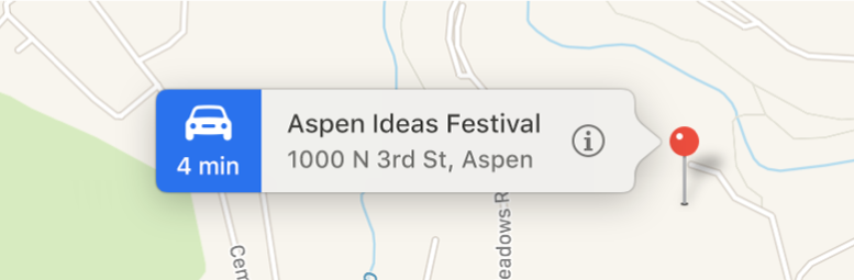 Et sted festet på et kart med et banner som viser informasjonsknappen og adressen.