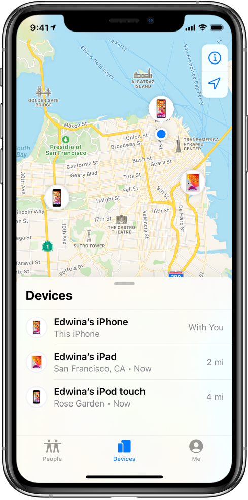 L’app Buscar oberta en un iPhone. Hi ha tres dispositius a la llista Dispositius: l’iPad d’en John, l’iPod touch i l’iPhone d’en John. Les ubicacions es mostren en un mapa de San Francisco.
