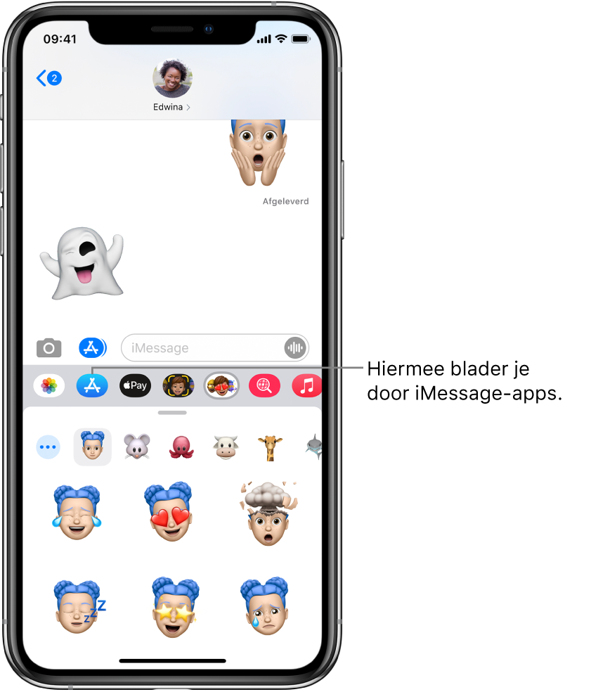 Een gesprek in Berichten met de iMessage-appbrowserknop geselecteerd. De geopende applade met emoticonstickers.