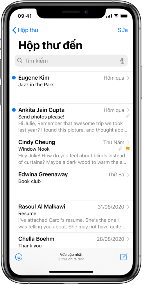 Phần xem trước email trong Hộp thư đến đang hiển thị tên người gửi, thời gian gửi email, dòng chủ đề và hai dòng nội dung đầu tiên của email.