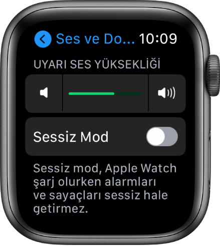 En üstte Uyarı Ses Yüksekliği sürgüsünü ve altında Sessiz Mod düğmesini gösteren Apple Watch’taki Ses ve Dokunuş ayarları.