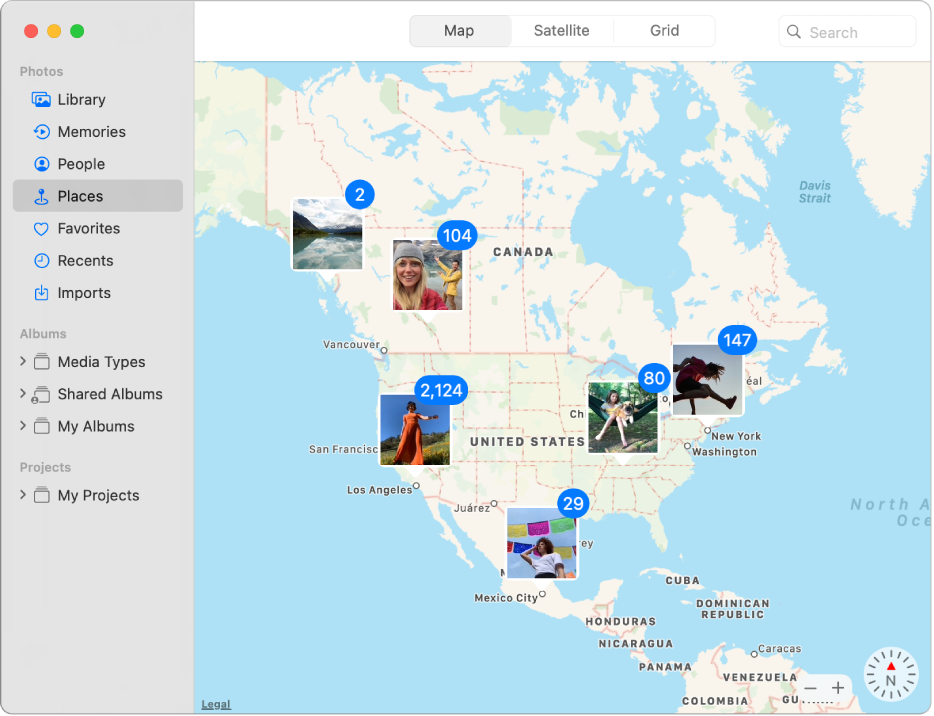 La ventana de Fotos mostrando un mapa con miniaturas de fotos agrupadas por ubicación.