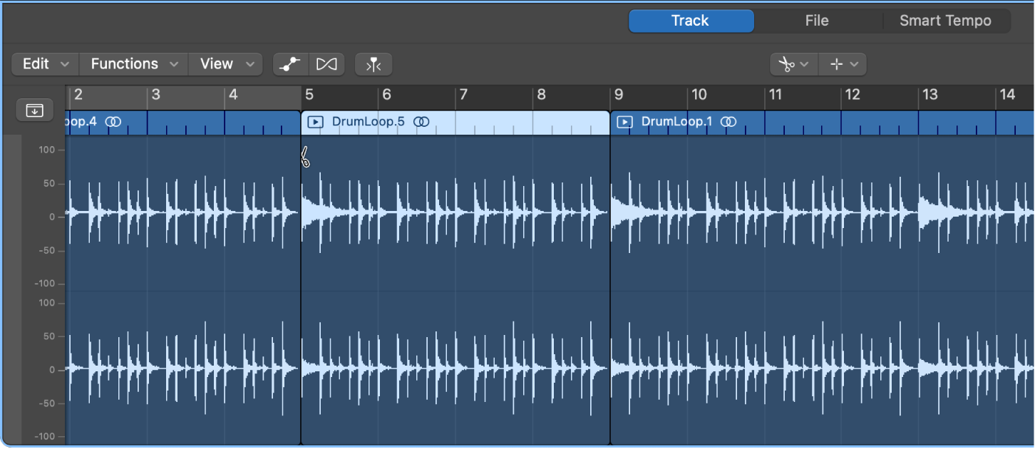 Ilustración. Se está dividiendo un pasaje en el editor de pistas de audio con la herramienta Tijeras.