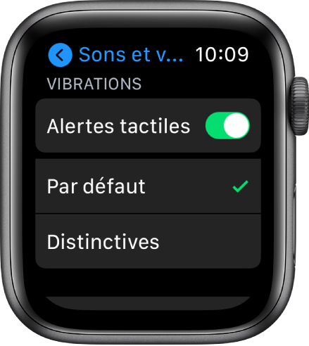 Réglages Sons et vibrations sur l’Apple Watch, avec le curseur des vibrations et les options Par défaut et Distinctives en dessous.
