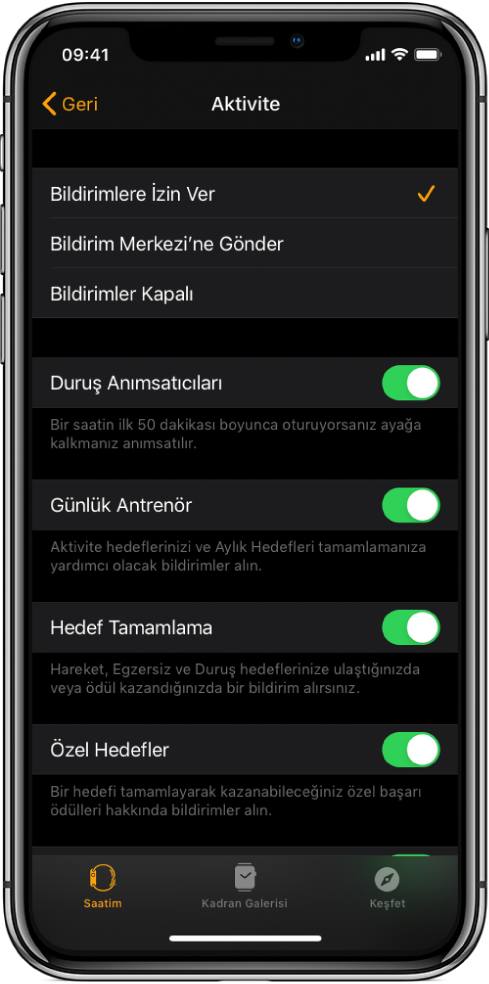 Apple Watch uygulamasında, almak istediğiniz bildirimleri özelleştirebileceğiniz Aktivite ekranı.
